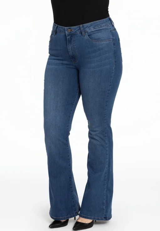 Flared jeans