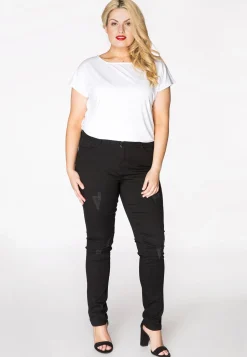 Jeans destroyed