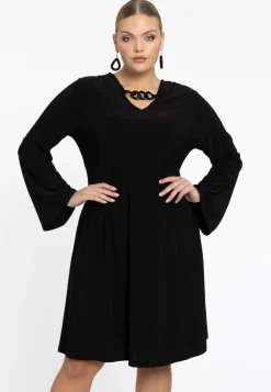 Jurk A-lijn met ketting DOLCE